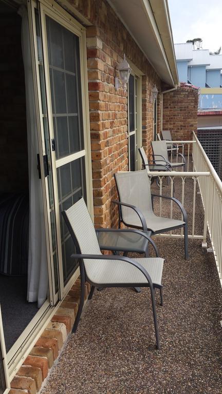 Mollymook Surfbeach Motel & Apartments Exterior photo